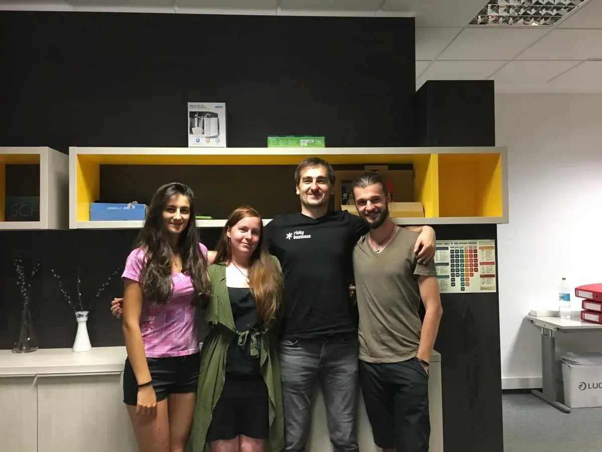 Risky Business / Spherik screenshot 3